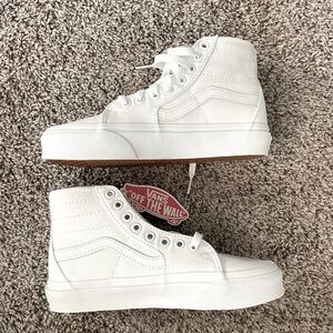 BRAND NEW Vans Sk8-Hi Tapered Canvas Shoe
